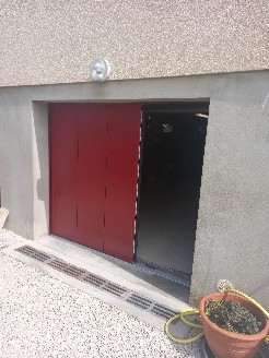 Pose d'une porte de garage sectionnelle