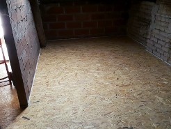 Calage sur plancher existant avec laine de 300mm et plancher en OSB 18mm