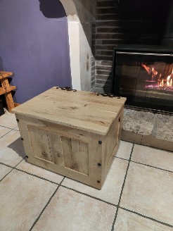 Fabrication d'un coffre à bois en chêne massif