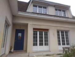 Pose de fenêtres et portes fenêtres en PVC blanc