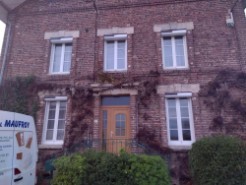 Pose de volets roulants thermiques solaires