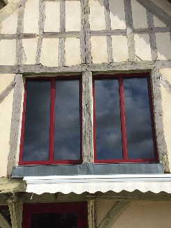 Pose de fenêtres en aluminium rouge 3004