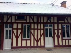 Remplacement des fenêtres et de la porte d'entrée en bois blanc prépeint